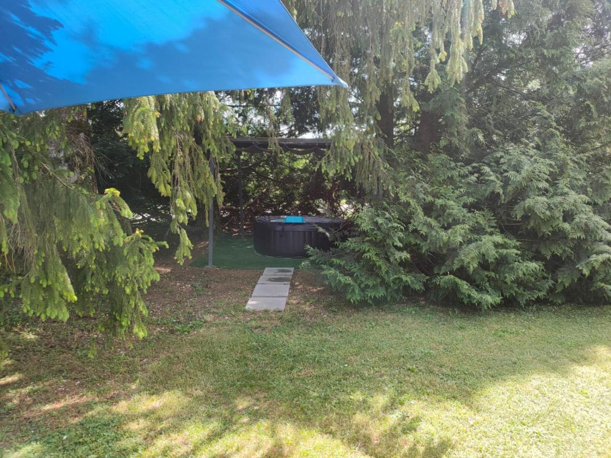 Villa La jurassienne à Champagnole Extérieur photo